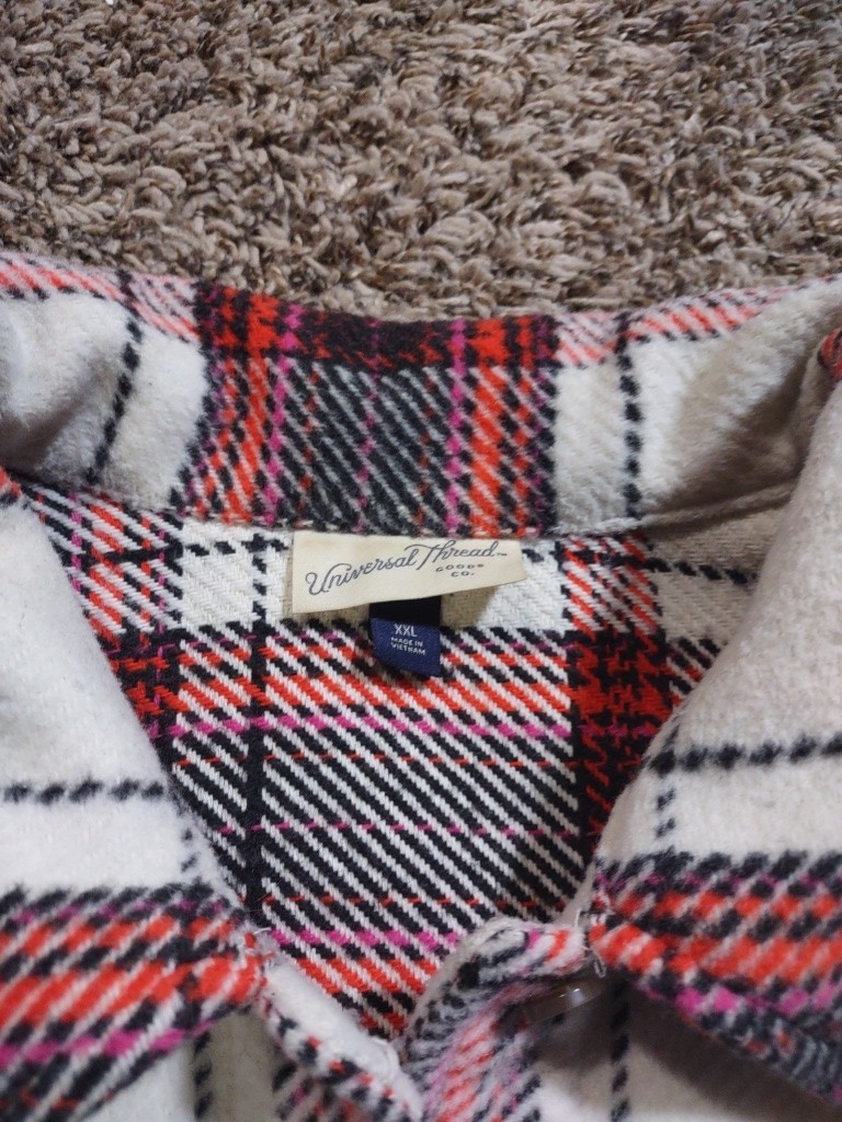 Universal Thread Plaid Flannel Jacket Size Small - image 2