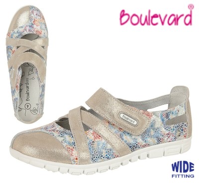 ladies size 9 eee shoes