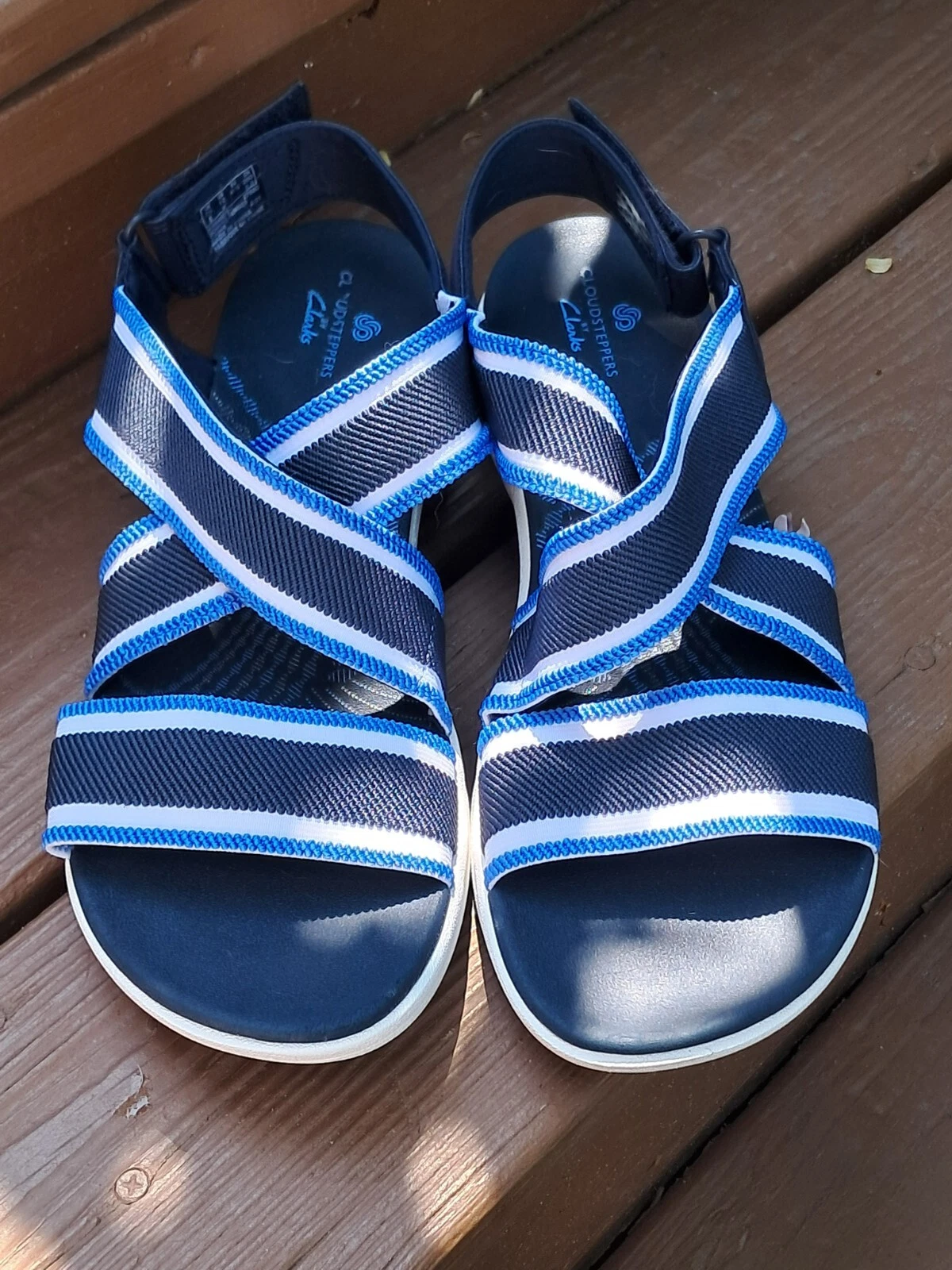 CLARKS Sandali donna blu nuvola stepper piatto gancio e passante 10