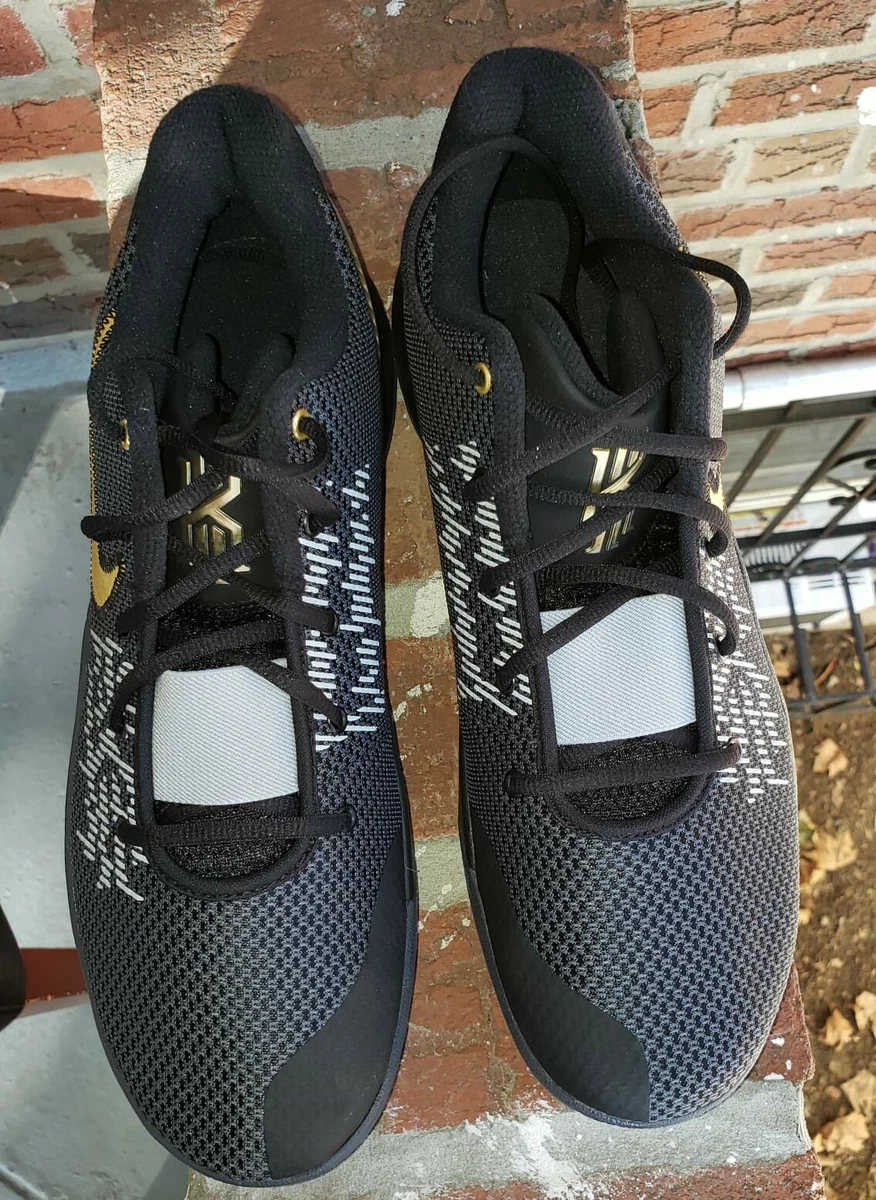 Nike kyrie 2 black hotsell and gold
