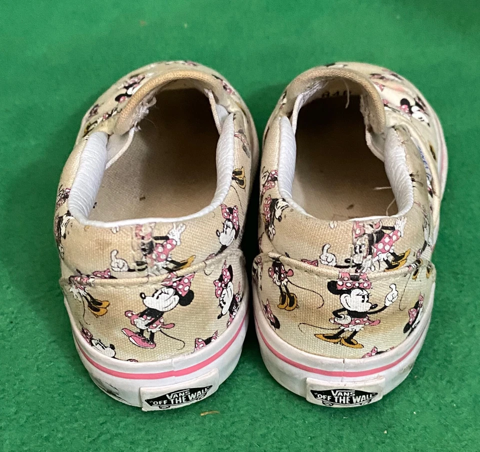 Zapatos de bebé clásicos sin cordones Vans Minnie Mouse talla 7,0 Foto 4 de 4