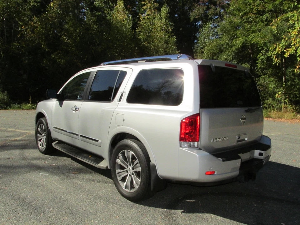 Nissan Armada 2015 Foto 3 de 4