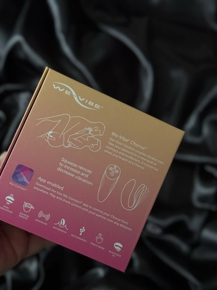 We-Vibe Chorus - Masajeador personal inalámbrico para dos, ajuste ajustable, impermeable Foto 2 de 4