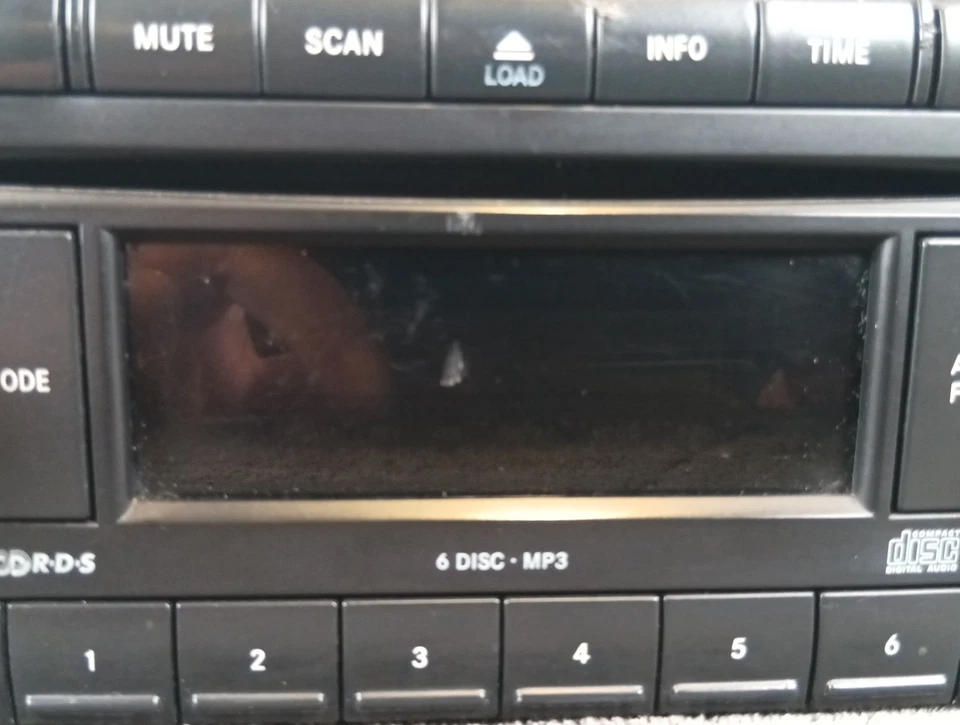 Receptor de radio AM FM Dodge Caliber Commander 07-09 fabricante de equipos originales reproductor de CD de un solo disco Foto 2 de 4