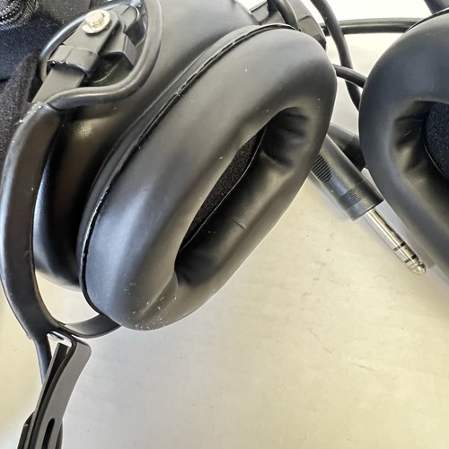FlightCom Blackhawk 5DX General Aviation Aircraft Headset Carrying Storage Case - Picture 13 of 21