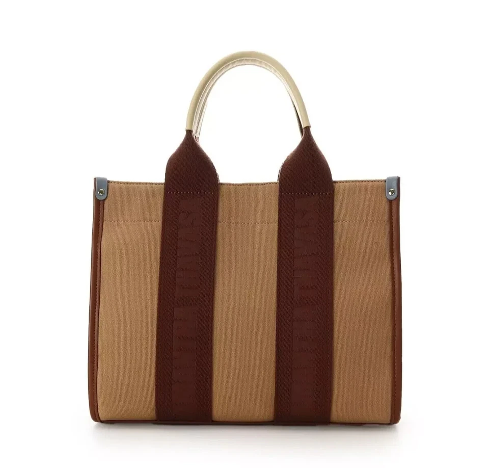 Bolso de Hombro Samantha Thavasa Disney Fantasia Collab Escoba Camel Japón 2025 Foto 4 de 4