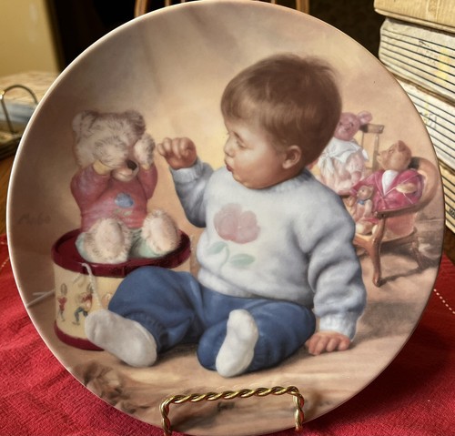 1990 Knowles "PEEK A BOO" Sammelteller von MaGo. Mit Echtheitszertifikat - Bild 1 von 3