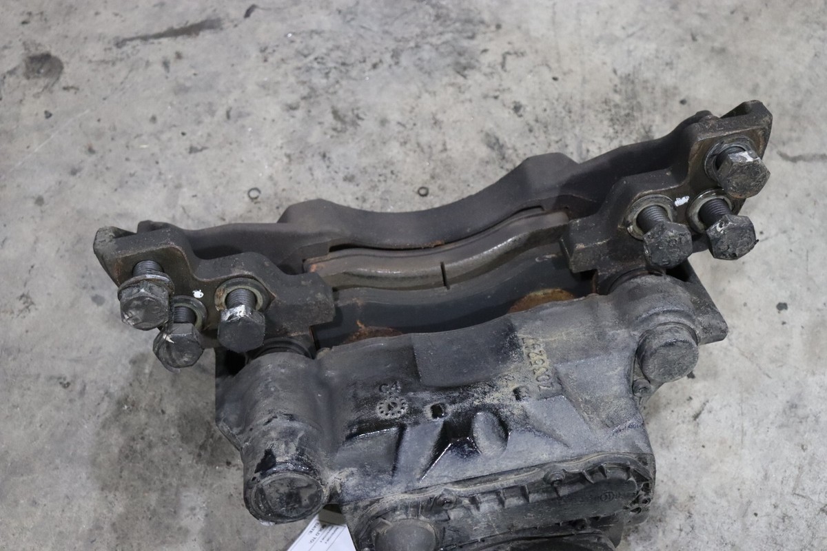 2013-2020 KENWORTH T680 PACCAR FRONT RIGHT BRAKE CALIPER K150823