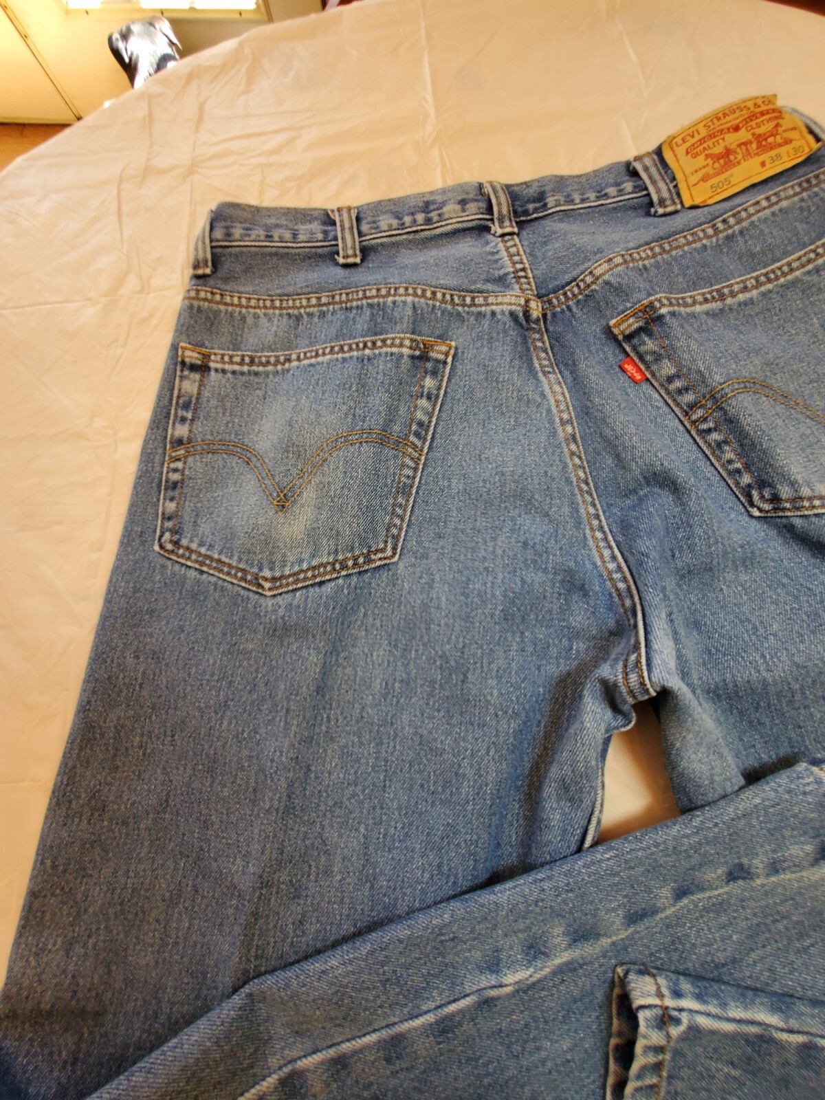 Levi's 505 Men's 38x30 Regular Fit Blue Jeans Good Condition A8