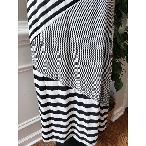 Charlotte Russe Long Maxi Dress Womens XS Black & White Striped Off The Shoulder - Picture 10 of 12