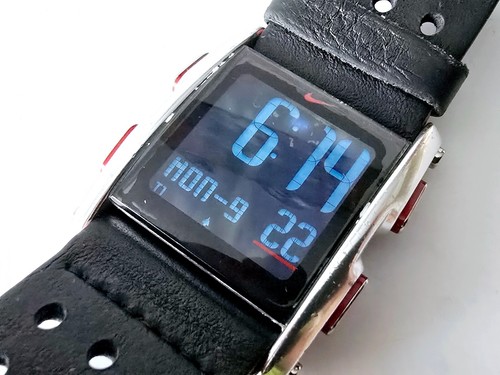 Nike Torque leather sport running watch mens black/silver WC0065 wrist watch - Picture 5 of 24
