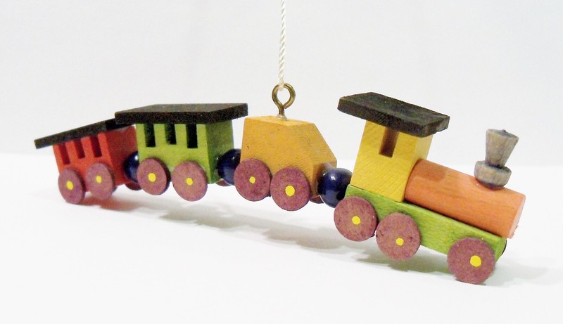 Erzgebirge Germany Train Choo Choo Beaded Wooden Wood Ulbricht Vintage Ornament