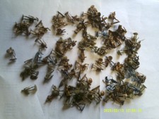 GIANT GOLD & SILVER ROMAN INFANTRY DAMAGED 1/72