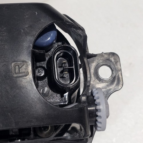 OEM 2022-2024 Subaru Forester *Wilderness* Fog Light Passenger Right Side +Bolts - Picture 9 of 18