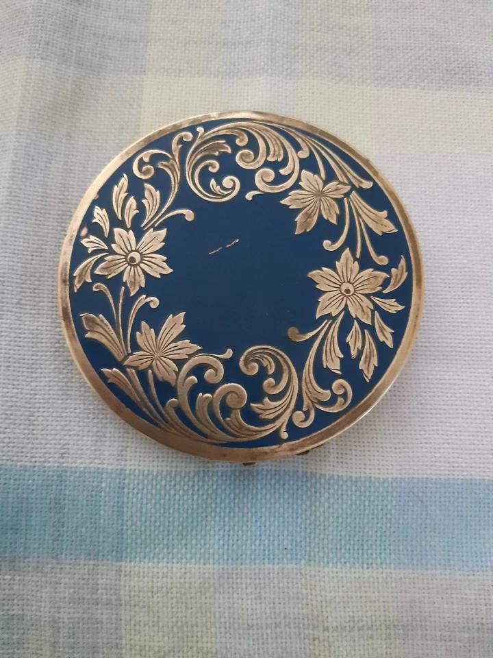 Poudrier ancien laqué bleu et laiton - Photo 1/4