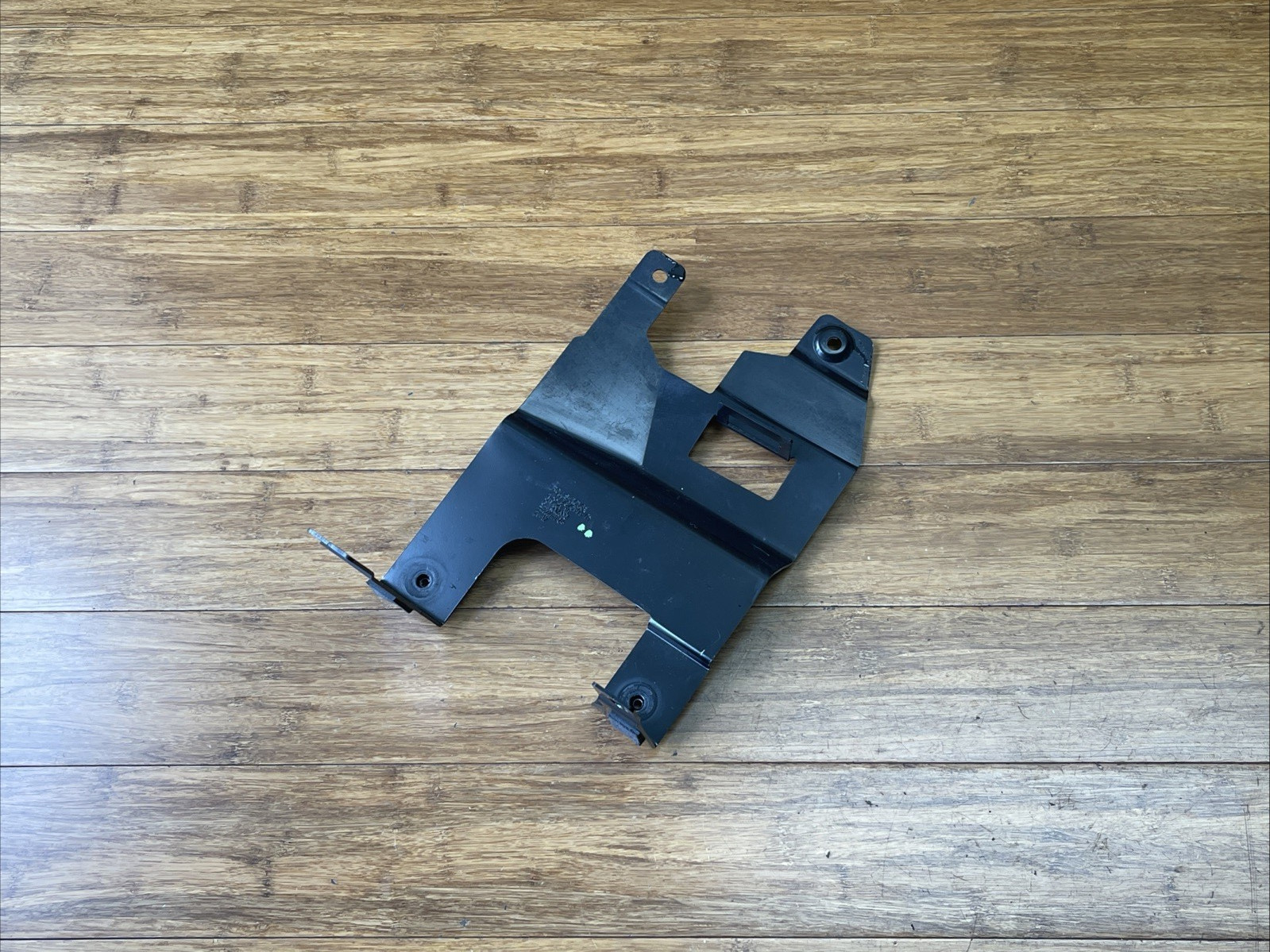 2017-2023 Rolls Royce Dawn RR6 Support Bracket Mount 41007376303 Genuine OEM