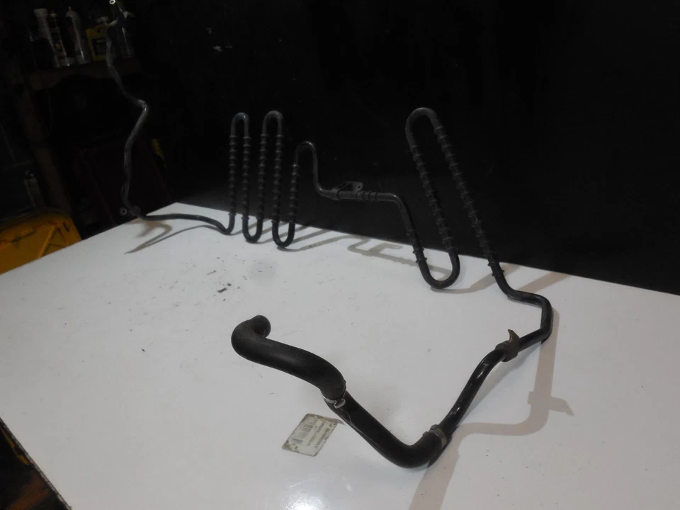 Manguera tubo enfriador bomba dirección A 2034605624 01-07 mercedes-benz w203 c230 c240 Foto 4 de 4