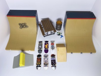 Tech Deck Fingerboard Playset Lot w/ Half-Pipe Ramps, Fingerboards, Bench