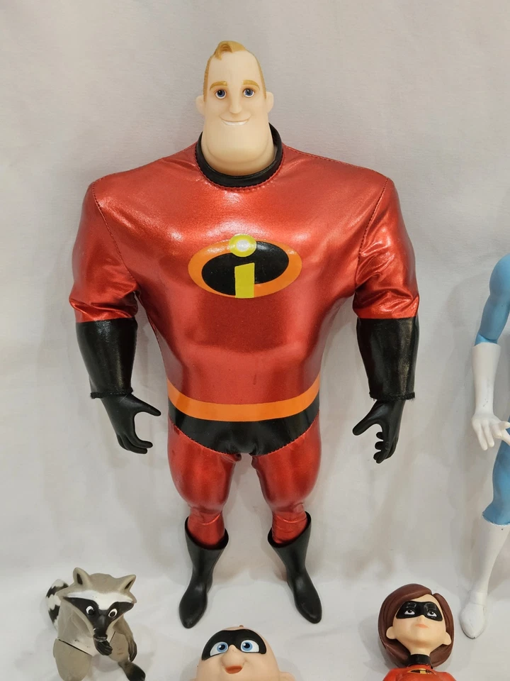 Disney Pixar Incredibles Action Figure Lot – Mr. Incredible, Elastigirl, Frozone - Image 2 of 4