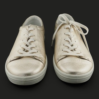 ECCO Soft 7 Womens Metallic Champagne Gold Leather Sneakers 470303 Size 39 8-8.5