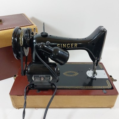 Vintage Singer 99K Portable Sewing Machine - With Pedal & Case 1955