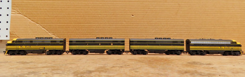 Stewart HO F3A (2) y F3A (2), #8020 y #8025 D&RGW 3 unidades alimentado por Kato | Condition: Used