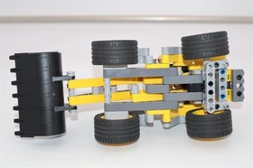 LEGO TECHNIC: Wheel Loader (8271) W/ INSTRUCTIONS - 