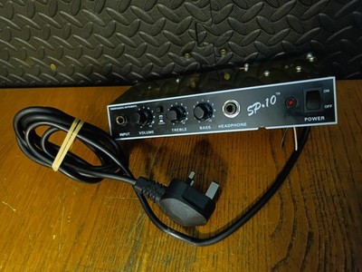 Squier by FENDER SP10 Gitarrenverstärker NUR KOPFEINHEIT FUNKTIONIERT + FEHLER Projekt 