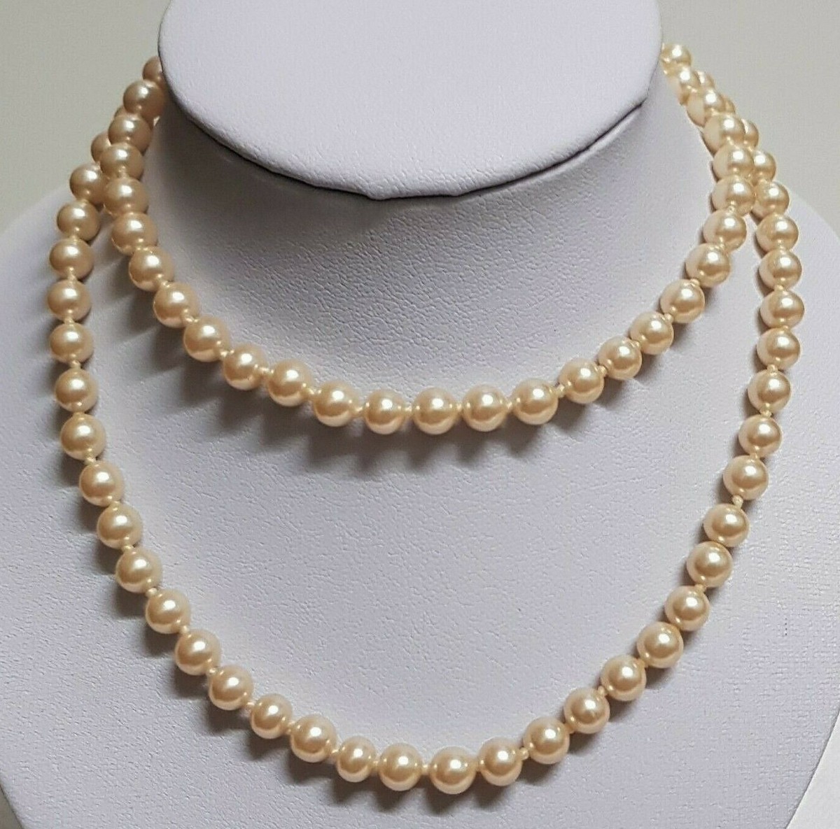 Collier Vintage Perles En Verre Blanc - Bijou Ancien Noué Entre Chaque Perle - Style Féminin Rétro