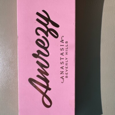 Anastasia Beverly Hills Eyeshadow Palette in Pink and Orange 