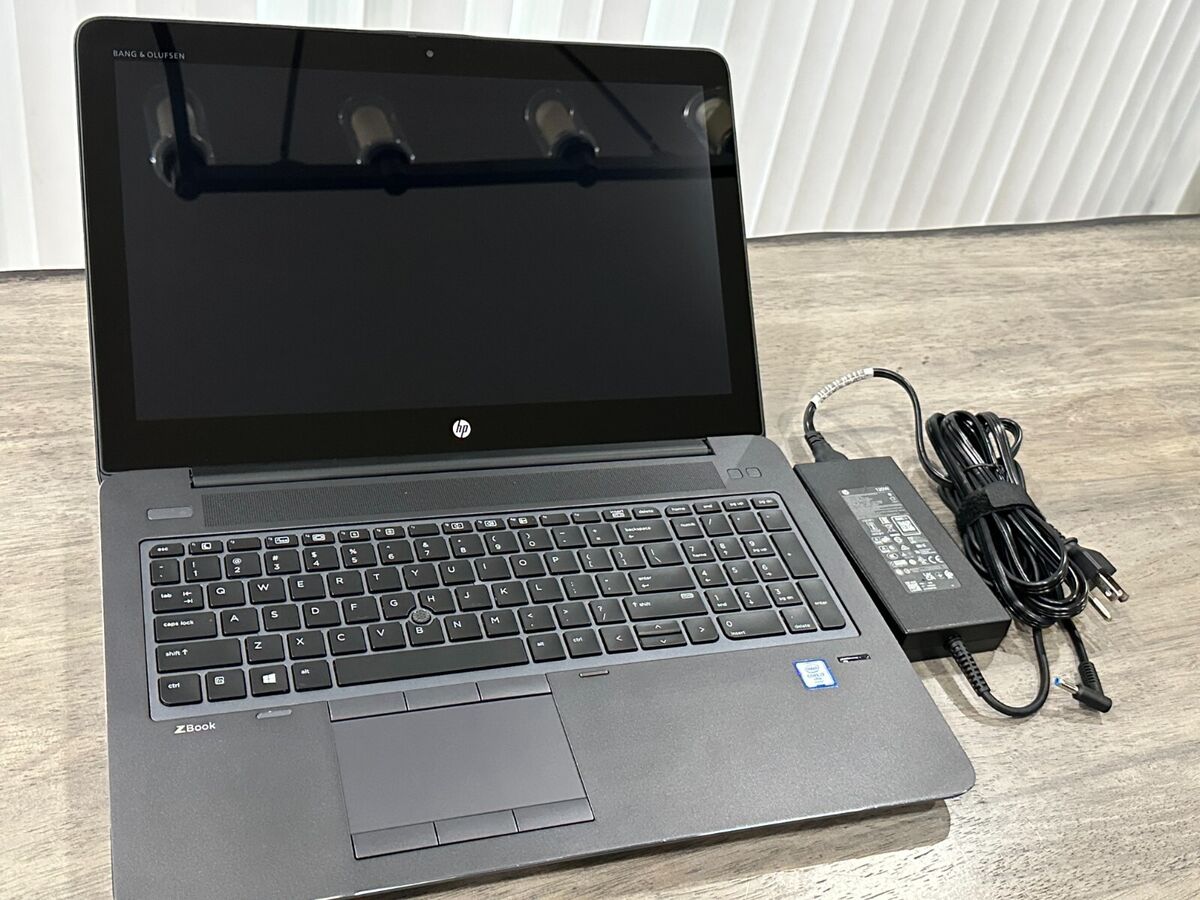 HP Mobile Workstation ZBOOK 15 G3 i7 6820HQ 512GB SSD HP Mobile Workstation ZBOOK 15 G3 i7 6820HQ 512GB SSD