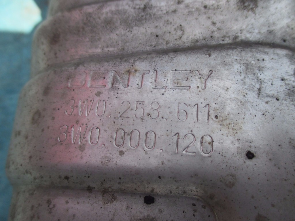 Bentley Continental Flying Spur left lh side exhaust muffler silencer 