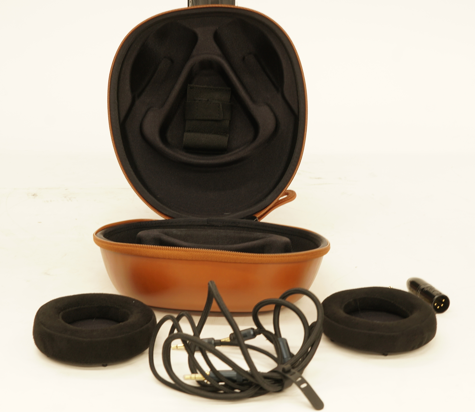 FiiO Dynamic Over-Ear Headphones with 60mm driver, beryllium-plated gasket and D