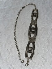 Chico  s Womens Fashion Belt Size 40  Gold Metallic Base Metal Party Going Out