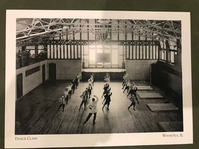 POSTCARD UNUSED ILLINOIS, WINNETKA- WINNETKA COMMUNITY HOUSE, DANCE CLASS -REPRO