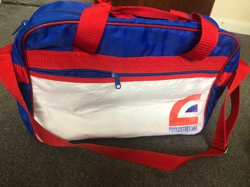 Carry Flight bag advertising 