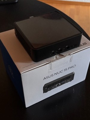 Mini-PC Asus NUC15 Pro Core Ultra 5 225H mit 16 GB RAM und 500 GB NVME