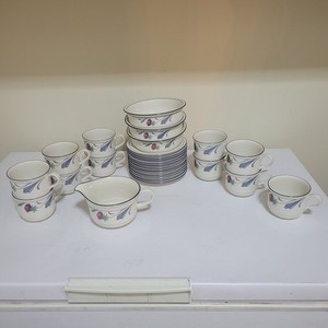 Lenox “Poppies On Blue” 27 Piece Lot, 12 Saucers, 11 Cups, 1 Gravy Boat, 3 Bowls