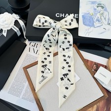 CHANEL Silk Twill Skinny Scarf Twilly Ivory/B...