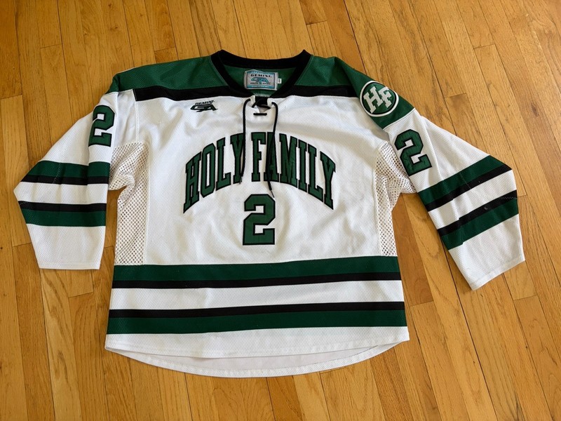 Minnesota High School Holy Family hockey jersey Sz 48-XL- Game Used