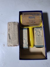Vintage 1950’s Pixall lint remover + refills original box. Plus bonus