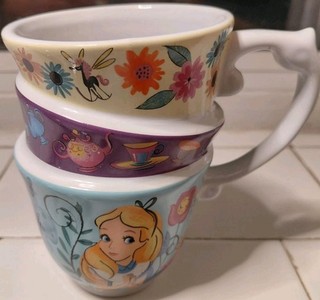 Alice In Wonderland Disney 4 1/4" Porcelain Cup