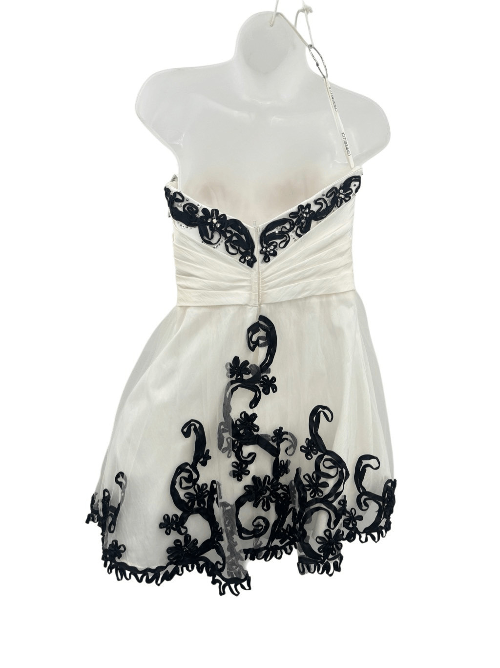 Cinderella - image 3