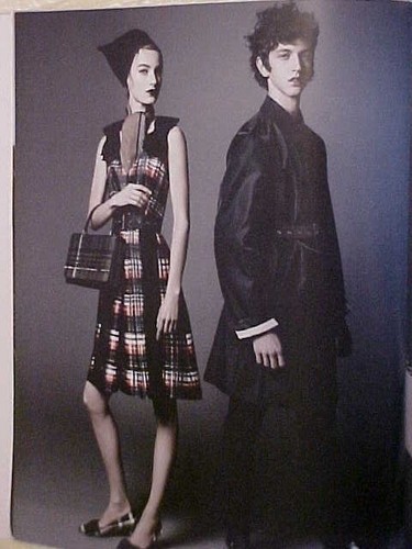 June/July 2015 Harper's Bazaar Fashion Magazine New Season Fashion Preview - Picture 2 of 7
