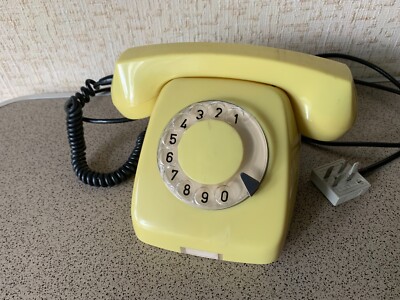 TÉLÉPHONE À CADRAN rotatif vintage style années 1960 avec téléphone