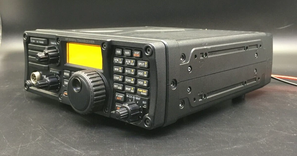 ICOM IC-7200 HF/50MHz All Mode Transceiver Amateurfunk 50W Modifikation getestet - Bild 3 von 4