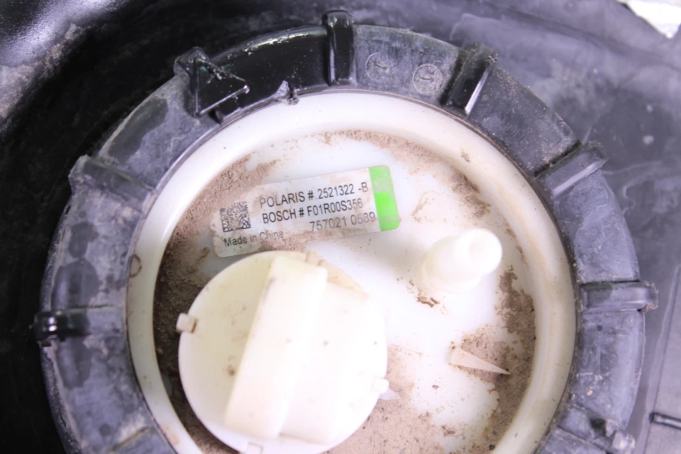 2013 POLARIS RANGER 800 6X6 油箱带燃料泵 2521321 2522391 — 第 3/4 张图片