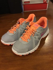 revolution 2 nike 016