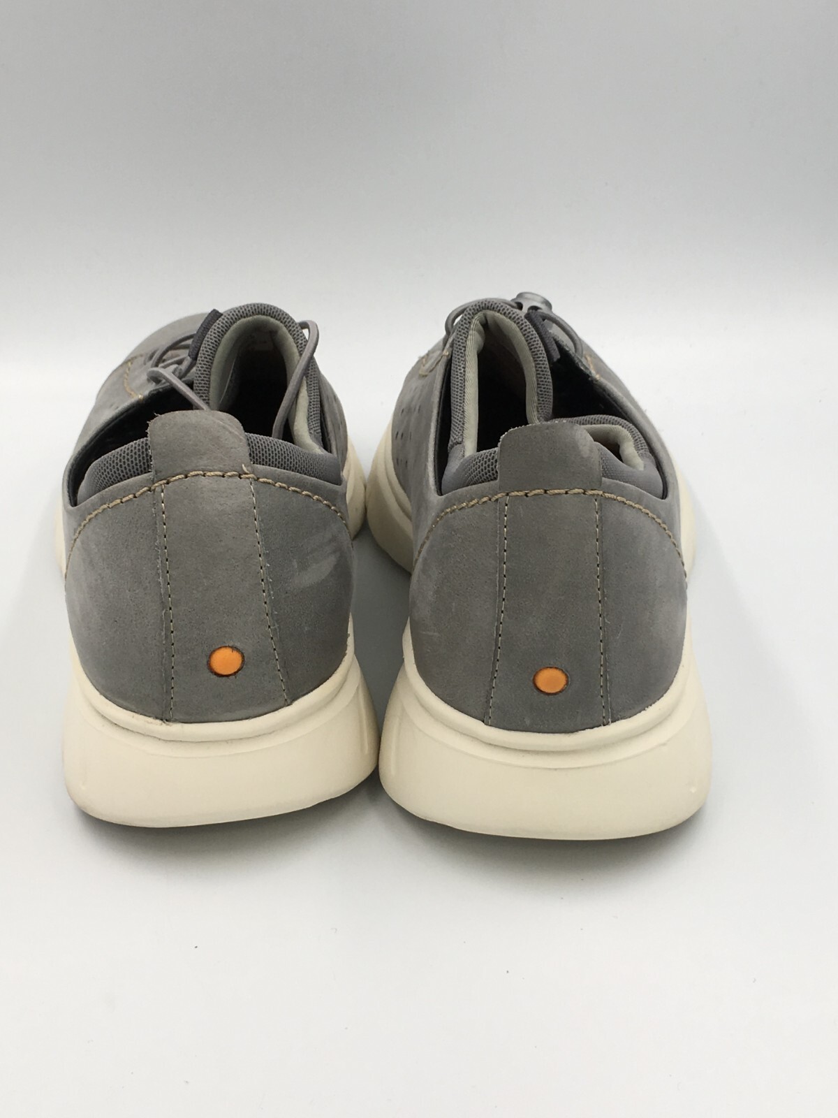 Samuel Hubbard Women's 8M \