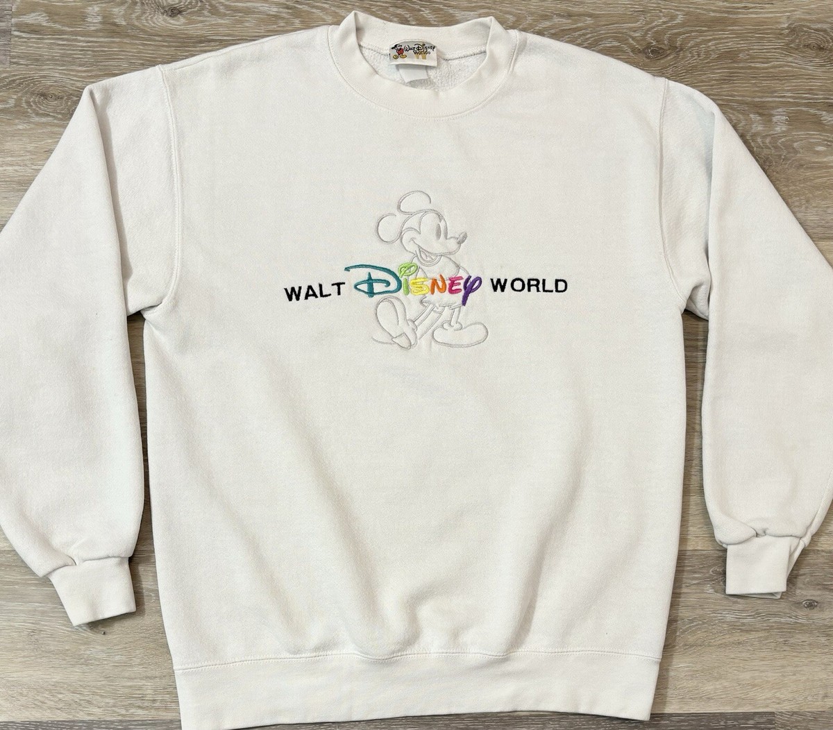 Vintage Walt Disney World Embroidered Sweatshirt Small 90s